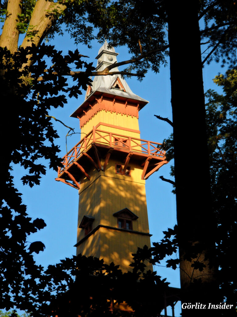 Weinbergturm-im-Abendlicht-5.7.2021