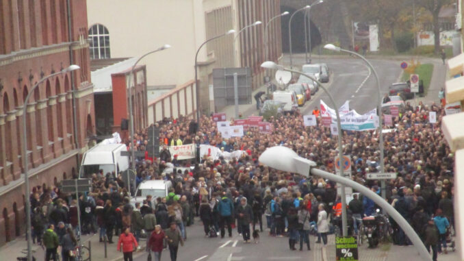 Demonstration vor Siemens Görlitz